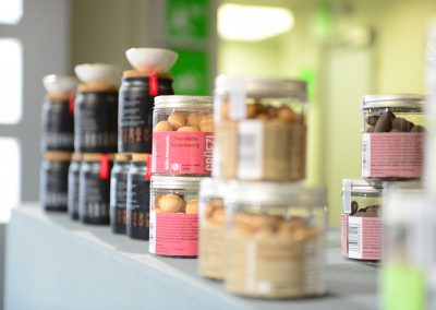 Snacks Messestand Gourmet Products